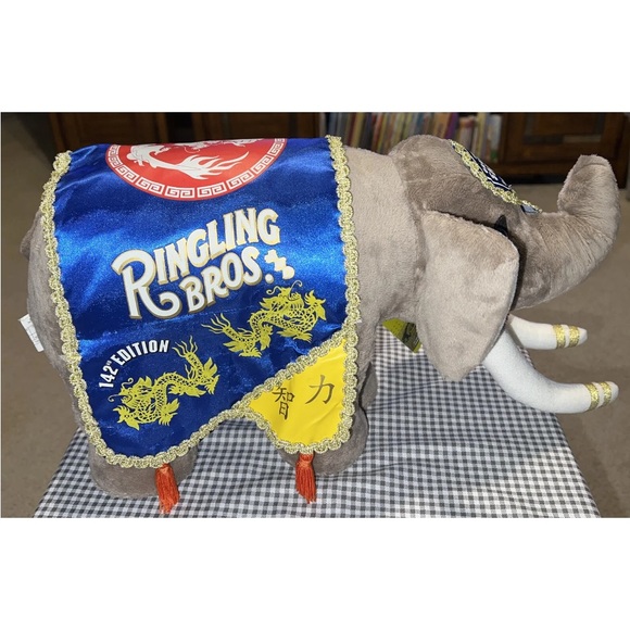 Ringling Bros and Barnum &Bailey 145th Edition Circus Elephant Stuffed Plush new - Picture 9 of 16